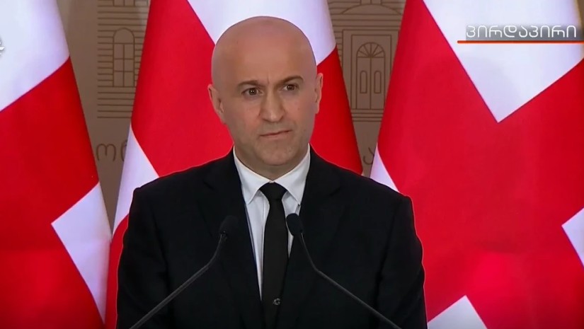 პრეზიდენტმა აჭარის მთავრობის მეთაურის პოსტზე სულხან თამაზაშვილი წარადგინა