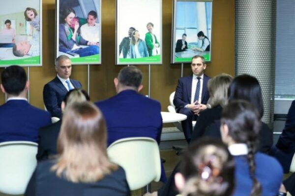 პაატა სალიამ ბათუმის იუსტიციის სახლში სამუშაო შეხვედრა გამართა