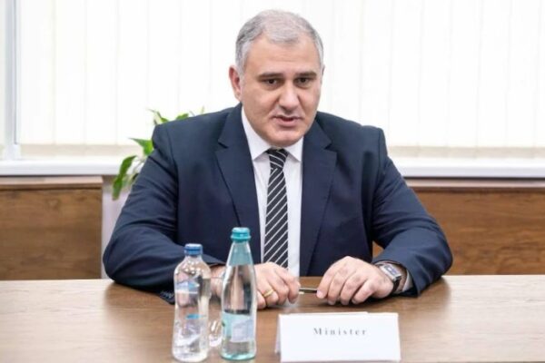 წლის ბოლომდე, ჩვენ გვექნება რამდენიმე ასეული ფსიქიატრიული საწოლის დამატების შესაძლებლობა, რომ