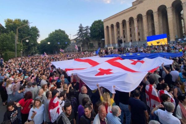 უწყვეტი პროტესტის 173-ე დღე – “კი ევროპას, არა რუსეთს!”