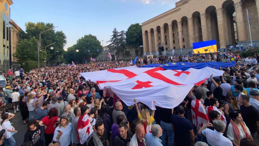 უწყვეტი პროტესტის 173-ე დღე – “კი ევროპას, არა რუსეთს!”