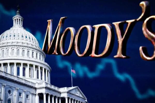 რატომ შეუმცირა Moody’s-მა აშშ-ს საკრედიტო რეიტინგი?