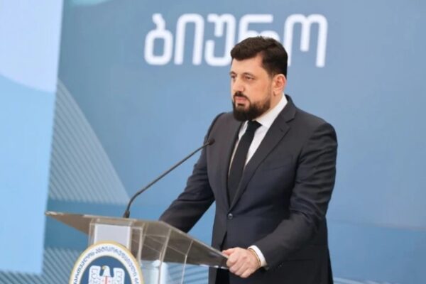 “ფარას” კანონი არ არის შემზღუდავი. ის გამჭვირვალობას და ნდობას უწყობს ხელს – რაჟდენ კუპრაშვილი “ფარას” კანონი არ არის შემზღუდავი. ის გამჭვირვალობას და ნდობას უწყობს ხელს – რაჟდენ კუპრაშვილი