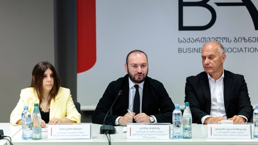 “დეკლარაციის კორექტირებაზე ჯარიმის საკითხი დააყენეს” – რა განიხილა საპენსიო ფონდმა ბიზნესთან?