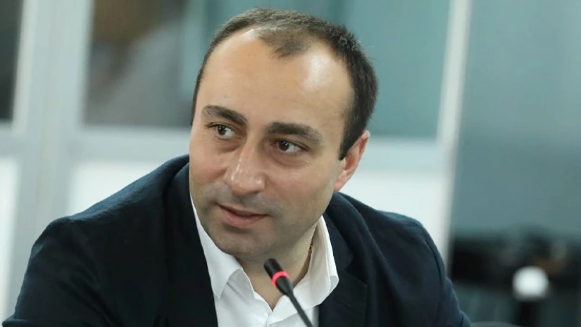 როგორია გელა გელაძის გამოცდილება, რომელიც გომელაურს ანაცვლებს