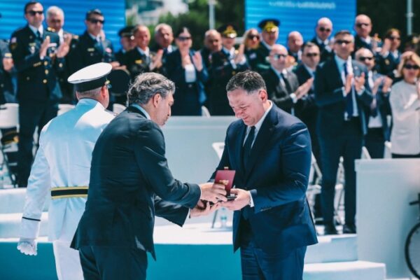 “სამშობლოსა და ერის წინაშე განსაკუთრებული დამსახურებისათვის” – ყაველაშვილმა გომელაური გორგასლ “სამშობლოსა და ერის წინაშე განსაკუთრებული დამსახურებისათვის” – ყაველაშვილმა გომელაური გორგასლ