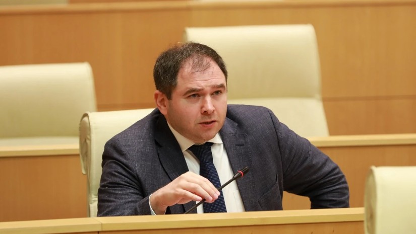წარმოუდგენელია, როცა სენატორები განცხადებას იმ ფაქტზე აკეთებენ, რომელიც არათუ დადასტურებული ა