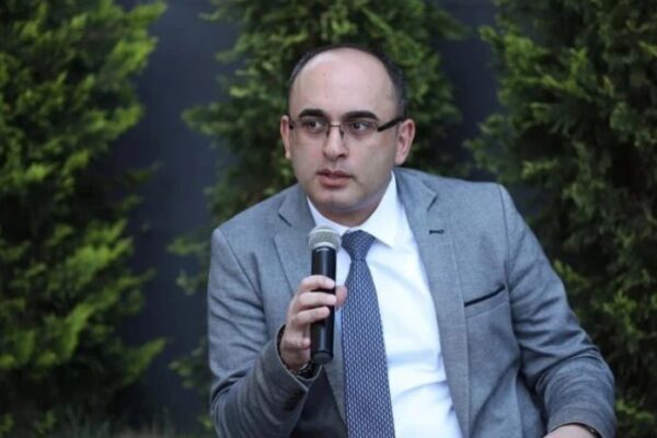 “არათუ გადასავადებელი, არამედ გასაუქმებელია”- ძნელაშვილი ბაზრობებზე სალარო აპარატების შემოღებ “არათუ გადასავადებელი, არამედ გასაუქმებელია”- ძნელაშვილი ბაზრობებზე სალარო აპარატების შემოღებ