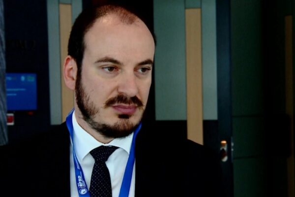 „გვინდა, საქართველოში მაქსიმალურად ბევრი ფული დახარჯონ“ – კასრაძე IT სპეციალისტებზე ბინადრობის „გვინდა, საქართველოში მაქსიმალურად ბევრი ფული დახარჯონ“ – კასრაძე IT სპეციალისტებზე ბინადრობის
