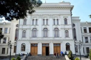 მთავრობის მოხსენების თანახმად, უმაღლესში ჩარიცხვის ახალ სისტემაზე მუშაობა გრძელდება