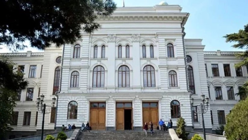 მთავრობის მოხსენების თანახმად, უმაღლესში ჩარიცხვის ახალ სისტემაზე მუშაობა გრძელდება