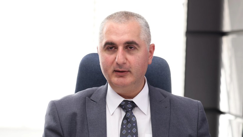 ლაშა ხუციშვილი ლევან კაკავას რეფორმებისთვის მადლობას უხდის